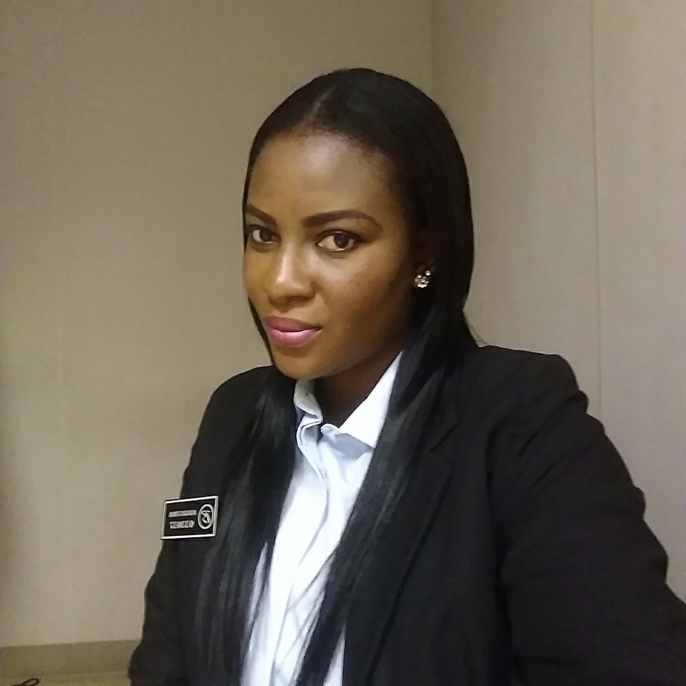 Meet your Posher, Augustina